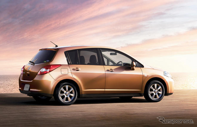 Carwings nissan tiida #7