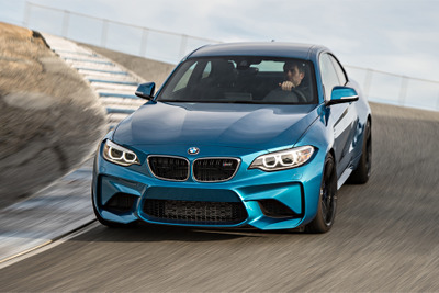 BMW M2クーペ、6速MT車を追加…スロットルブリッピング機能を採用 画像