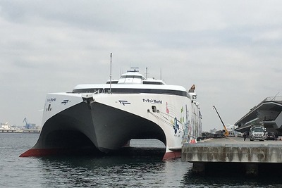 高速船「ナッチャンWorld」、横浜港に7年ぶり寄港で一般公開も実施 画像