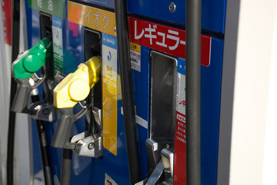 レギュラーガソリン、値下がりは6週連続でストップ…前週と同じ131.7円 画像