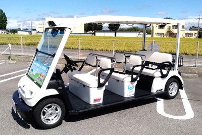 自動運転ゴルフカーがベース、ヤマハ発動機が自動運転車を提供 画像
