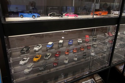 ミニチュアカー200台などでトヨタ80年の歴史を紹介　MEGA WEBで開催中 画像