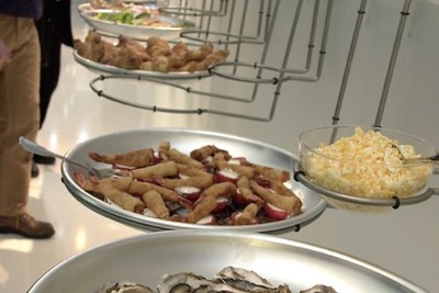 【フランクフルトショー2001続報】サーブの食事に見る「量より質」 画像