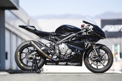 Moto2プロトタイプに最速試乗！トライアンフ製3気筒765ccは「分厚くも鋭い刃物のよう」 画像