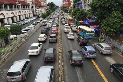 【川崎大輔の流通大陸】右ハンドル輸入規制、どう変わるかミャンマー新車市場 画像