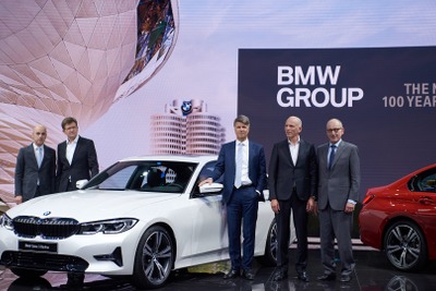 BMW 3シリーズ 新型にPHV設定へ、燃費は10％以上向上…パリモーターショー2018 画像