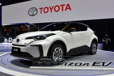 トヨタ「世界一の電動車メーカー」として新型車、TNGAをアピール…上海モーターショー2019 画像