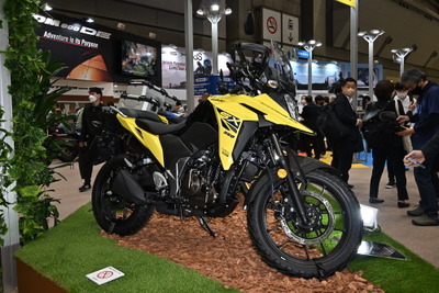 日本導入に前向き？ 油冷250ccエンジン搭載のスズキ『VストロームSX』…東京モーターサイクルショー2023 画像