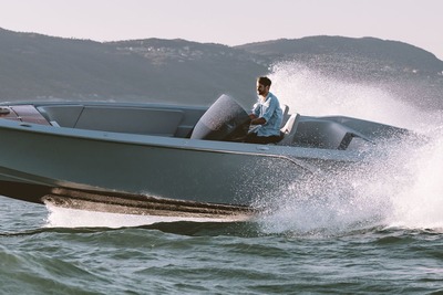 ポルシェが海でも電動化、スポーツボート共同開発…『マカン』次期型EVの技術搭載 画像