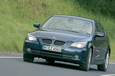 【BMW 5シリーズ 試乗】進化を重ね完成度に磨きをかけた…萩原秀輝 画像