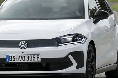 VW史上最も安価なEV、『ID.2』の量産ボディを激写! 価格は2万5000ユーロ以下? 画像