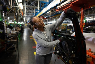 GM、EVだけでなくガソリン車の生産も増強…米工場に総額40億ドル投資へ 画像