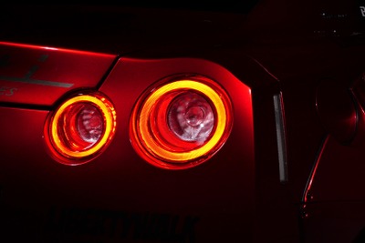 アメリカ発・昼も夜も映える最新デザイン、『R35 GT-R』専用LEDヘッドライト・テールライトが発売 画像