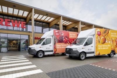 メルセデスベンツの電動商用車『eスプリンター』、独食品小売大手REWEに64台納車 画像