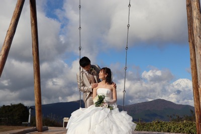 「ターンパイク箱根」でバイク好きカップルが結婚式、9月7日「暮らそう仲良くの日」に 画像