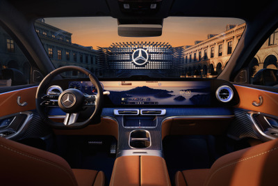 メルセデスベンツ『GLC』新型、インテリア先行公開…史上最大39.1インチディスプレイ採用 画像