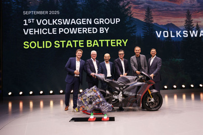 全固体電池の世界初実走デモ、VWグループがドゥカティで技術実証…IAAモビリティ2025 画像