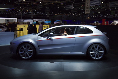 【ジュネーブモーターショー11】VWの未来…ジウジアーロ、小型PHVスポーツを公開 画像