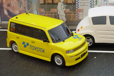 【東京ショー2003速報】トヨタ『プリウス』のパーキングアシストを疑似体験 画像
