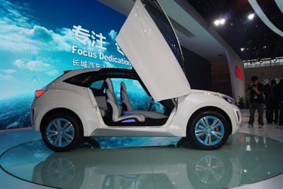 【北京モーターショー12】長城汽車、PHVのSUVコンセプトを初公開 画像
