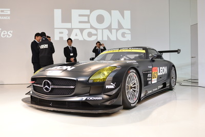 LEON RACING、スーパーGT参戦車はSLS AMG GT3 マットブラック［写真蔵］ 画像