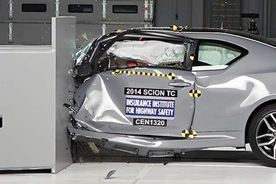 【IIHS衝突安全】トヨタ 86 顔のサイオン tC、2014型がトップセーフティピック＋に指定 画像