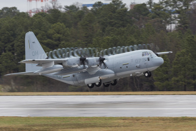 ロッキード・マーチン、最初のKC-130Jスーパーヘラクレスを米海兵隊に納入 画像