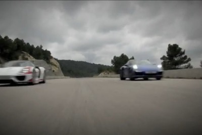 ポルシェ 918スパイダー と 911ターボ、加速競争［動画］ 画像