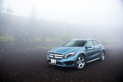 【メルセデスベンツ GLA 250 4MATIC 試乗】オフロード気分を都会でも味わえる乗用車…石川真禧照 画像