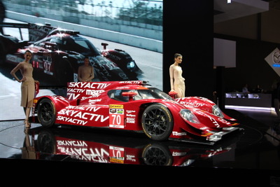 【モスクワモーターショー14】マツダブースに SKYACTIV レーサー登場 画像