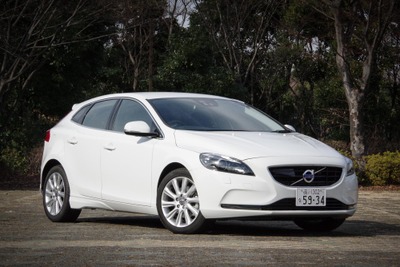 ボルボ V40 2015年モデル…「ツーリングシャシー」採用で性格が大きく変化 画像