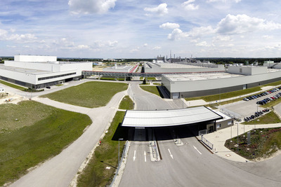 アウディ、ドイツ部品工場で増産…3シフト制を導入へ 画像