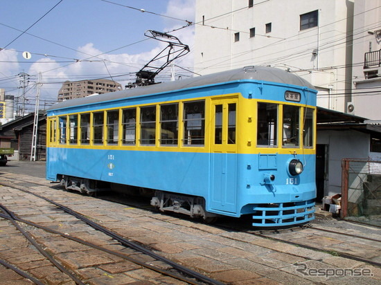 小田原へ里帰りすることになった元小田原市内線の150形151号。大正生まれの貴重な路面電車だ。