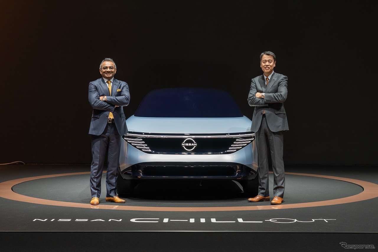 NISSAN Chill-Outとアシュワニ・グプタ最高執行責任者（左）/内田誠社長（右）