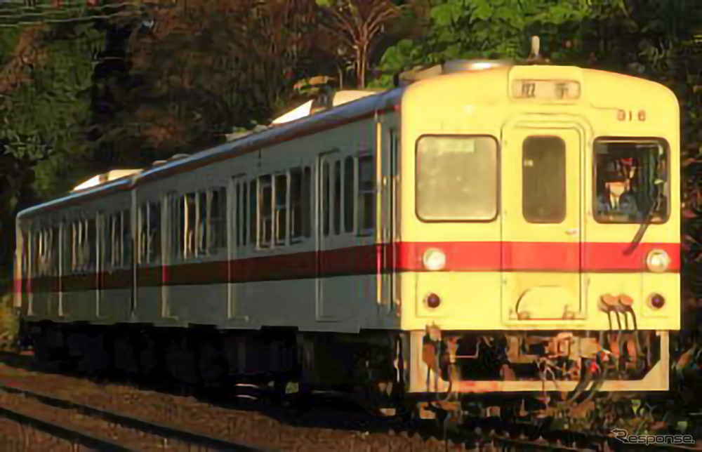 キハ310形の2両編成。キハ315・316ともにキハ17からの改造車で、種車は1976年7月に国鉄から譲渡されている。