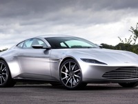 『007』最新ボンドカー、ほぼ4億で落札…アストンマーティン DB10 画像
