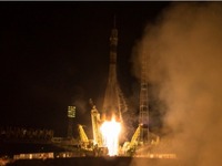 ソユーズTMA-20M宇宙船、国際宇宙ステーションへのドッキングに成功 画像