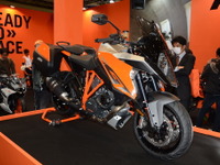 【東京モーターサイクルショー16】KTM 1290 SUPER DUKE GT［詳細画像］ 画像