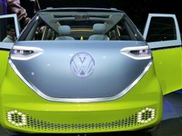 【デトロイトモーターショー2017】VWのEVコンセプト、I.D.…今度はマイクロバス 画像