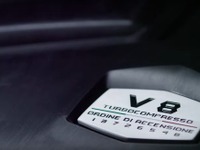 ランボルギーニ ウルス、V8エンジン搭載が確定…同社初のターボ車に 画像