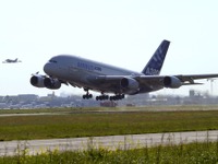 乗った？ 総2階建てワイドボディ4発ジェット、エアバス『A380』が生産終了［詳細写真］ 画像