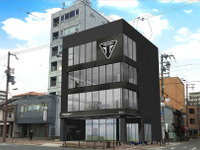 トライアンフ大阪、8月31日オープン　4階建ての西日本旗艦店 画像