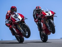 ドゥカティ『パニガーレV4 R』、レーシングバイク直系の公道仕様は240馬力 画像