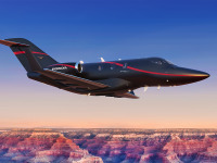 ホンダジェット、航続距離200km伸ばした新型機を発表 画像