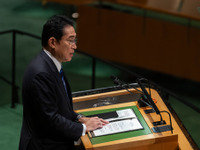 岸田首相は“節穴メガネ”、内閣支持率が発足後最低…日経世論調査［新聞ウォッチ］ 画像