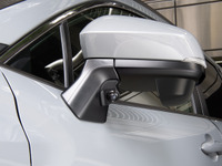 左折や縦列駐車の安全を確認、データシステムからトヨタ『カローラクロス』専用サイドカメラキット発売 画像