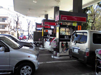 【東日本大地震】燃料不足問題、連休明けにも解消へ 画像