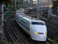 新幹線“元祖のぞみ”300系、来春引退へ 画像