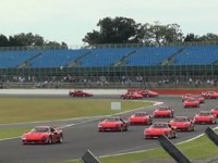 フェラーリ の名車、F40…約60台の大パレード［動画］ 画像