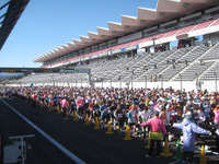 5000人がサーキットを走る…富士マラソンフェスタ2012 画像
